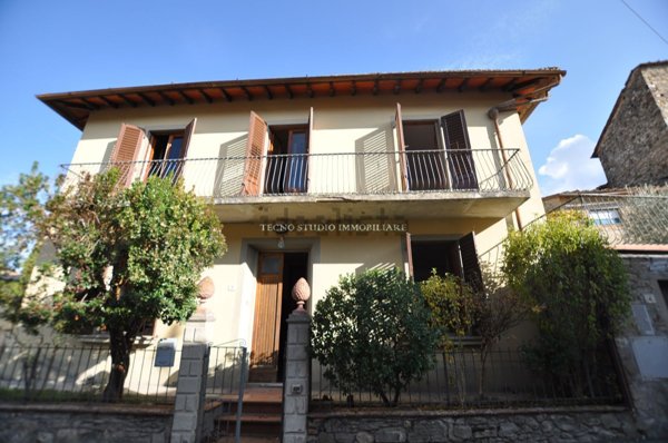 casa indipendente in vendita a Barberino Tavarnelle in zona Sambuca Val di Pesa