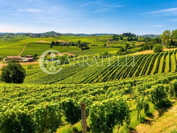 negozio in vendita a Barberino Tavarnelle in zona Petrognano