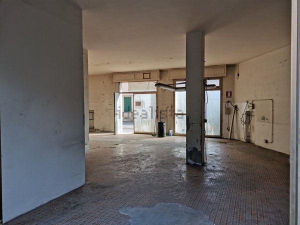locale commerciale in vendita a Barberino Tavarnelle