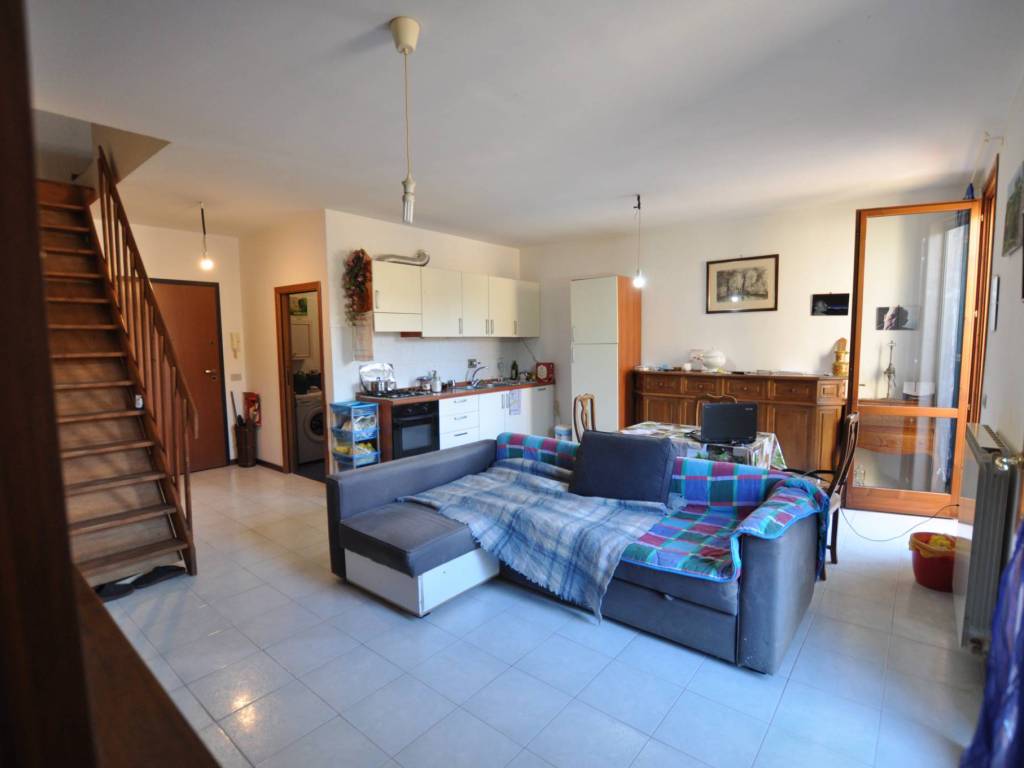 appartamento in vendita a Barberino Tavarnelle in zona Sambuca Val di Pesa