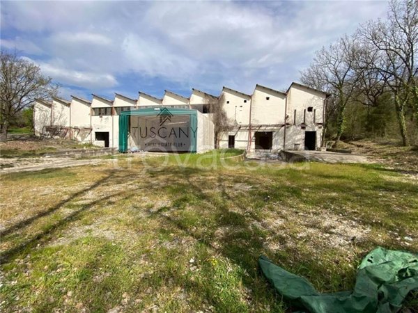 capannone in vendita a Barberino Tavarnelle in zona San Donato in Poggio