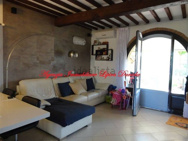 casa indipendente in vendita a Barberino Tavarnelle in zona Barberino Val d'Elsa