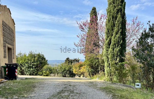 villa in vendita a Barberino Tavarnelle in zona Petrognano