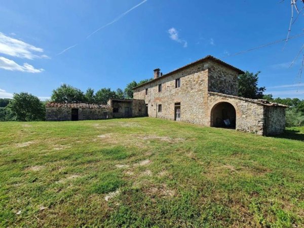 casa indipendente in vendita a Barberino Tavarnelle in zona Badia a Passignano