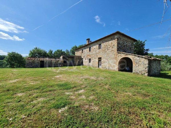 casa indipendente in vendita a Barberino Tavarnelle in zona Badia a Passignano