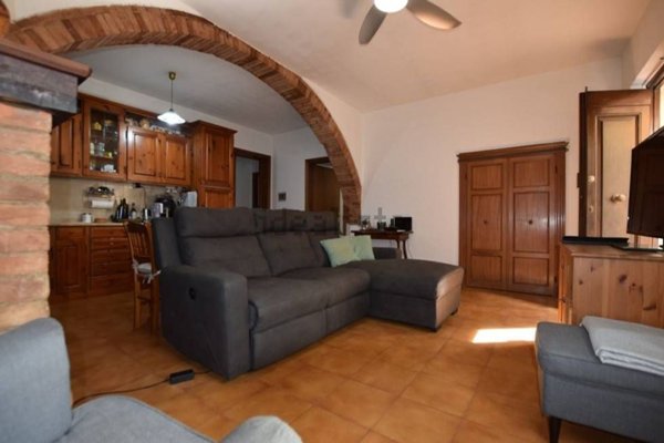 appartamento in vendita a Barberino Tavarnelle in zona Vico d'Elsa