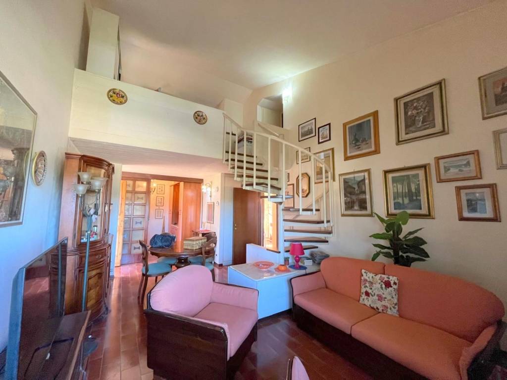 appartamento in vendita a Barberino Tavarnelle in zona San Donato in Poggio