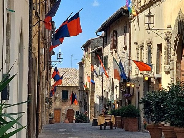 appartamento in vendita a Barberino Tavarnelle in zona San Donato in Poggio