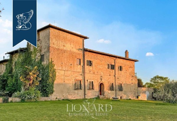 negozio in vendita a Barberino Tavarnelle in zona Barberino Val d'Elsa