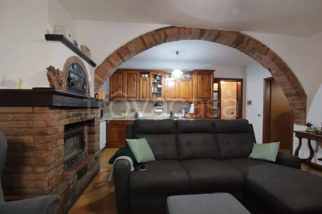 appartamento in vendita a Barberino Tavarnelle in zona Vico d'Elsa