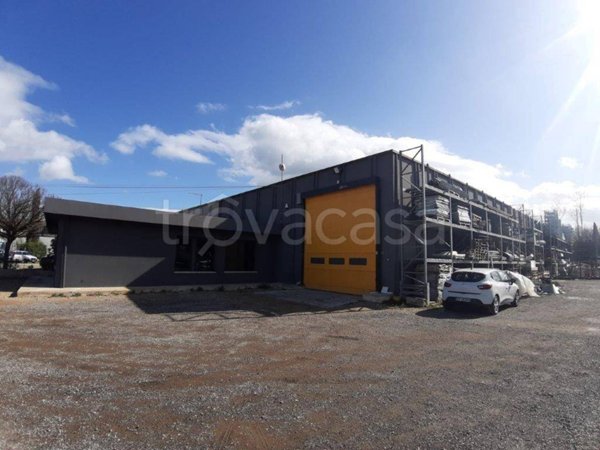 locale commerciale in vendita a Barberino Tavarnelle