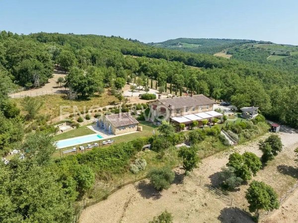 casa indipendente in vendita a Barberino Tavarnelle in zona Badia a Passignano