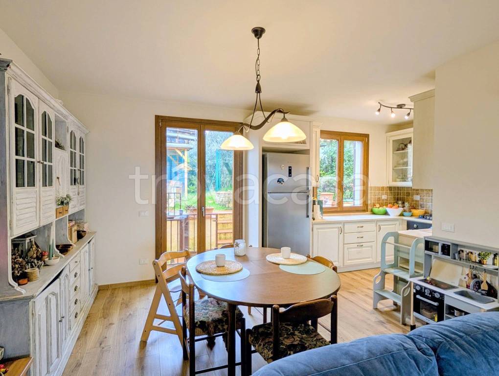 casa indipendente in vendita a Barberino Tavarnelle in zona San Donato in Poggio