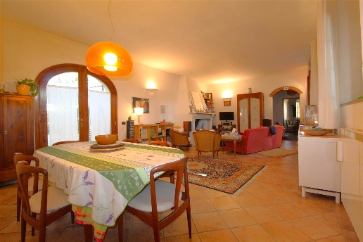 appartamento in vendita a Barberino Tavarnelle in zona Tavarnelle Val di Pesa