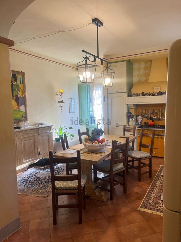 quadrivano in vendita a Barberino Tavarnelle in zona Badia a Passignano