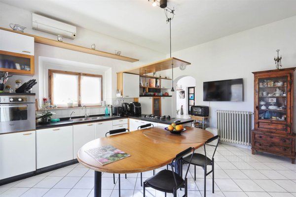 appartamento in vendita a Barberino Tavarnelle in zona Vico d'Elsa