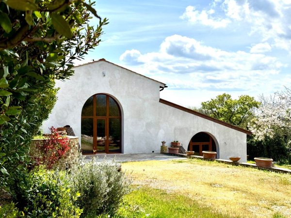 casa indipendente in vendita a Barberino Tavarnelle in zona Petrognano