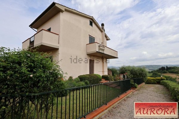 casa indipendente in vendita a Barberino Tavarnelle in zona Vico d'Elsa