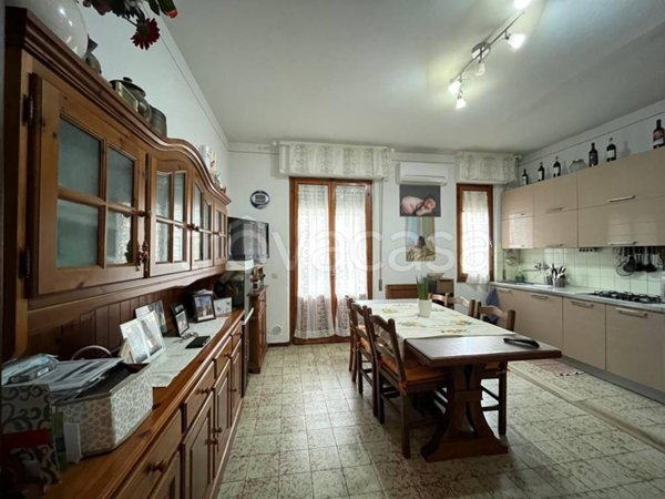 appartamento in vendita a Barberino Tavarnelle in zona Tavarnelle Val di Pesa