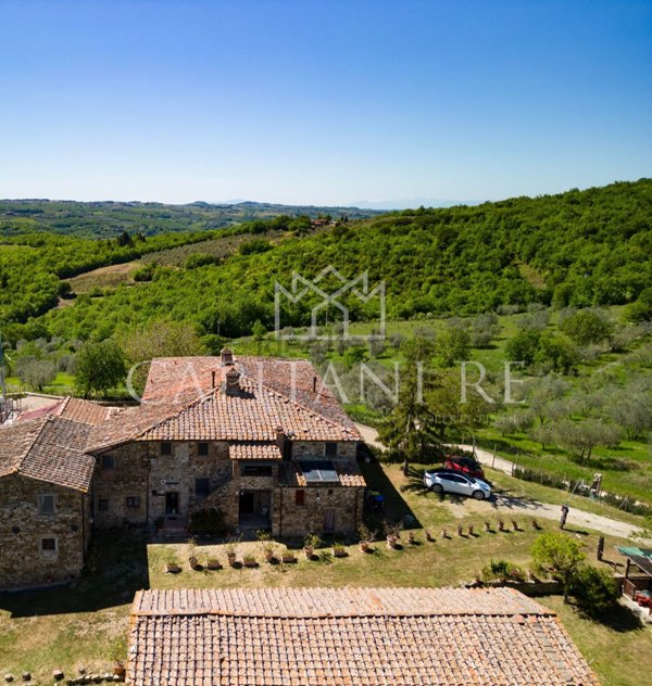 casa indipendente in vendita a Barberino Tavarnelle in zona Badia a Passignano
