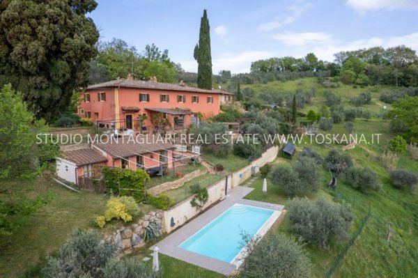 casa indipendente in vendita a Barberino Tavarnelle in zona Barberino Val d'Elsa