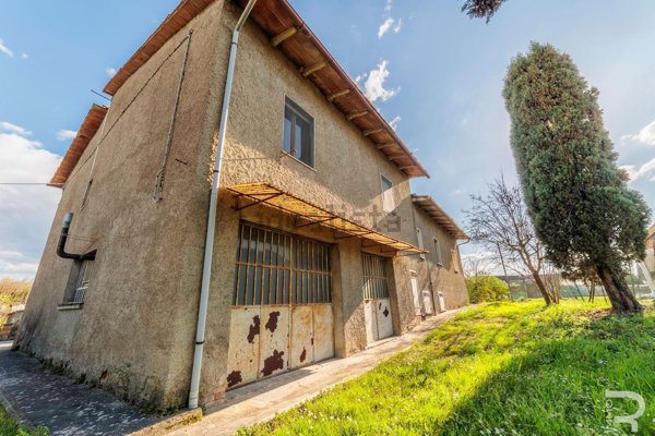 casale in vendita a Barberino Tavarnelle in zona Casanuova del Piano