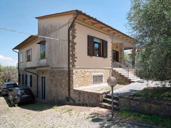 casa indipendente a Barberino Tavarnelle in zona Tavarnelle Val di Pesa