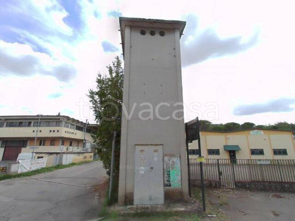 locale commerciale in vendita a Barberino Tavarnelle in zona Sambuca Val di Pesa