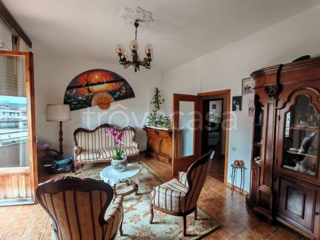 appartamento in vendita a Barberino Tavarnelle in zona Tavarnelle Val di Pesa