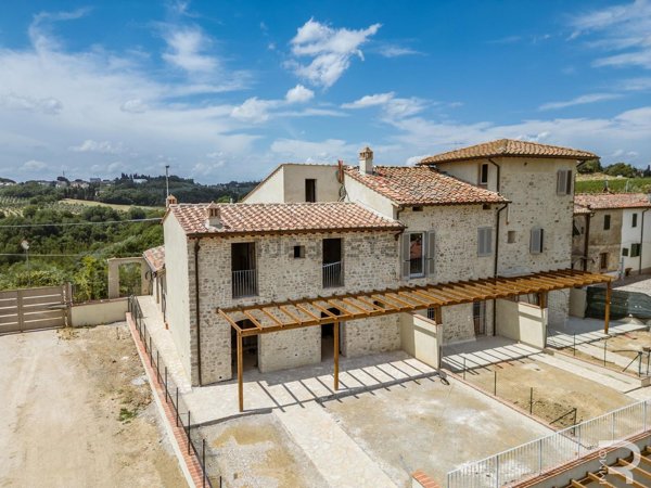 esavano in vendita a Barberino Tavarnelle in zona Tignano