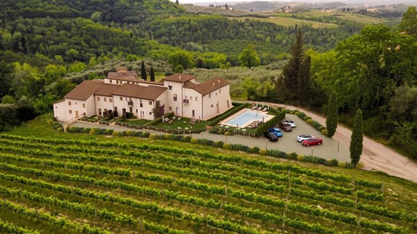casa indipendente in vendita a Barberino Tavarnelle in zona Petrognano