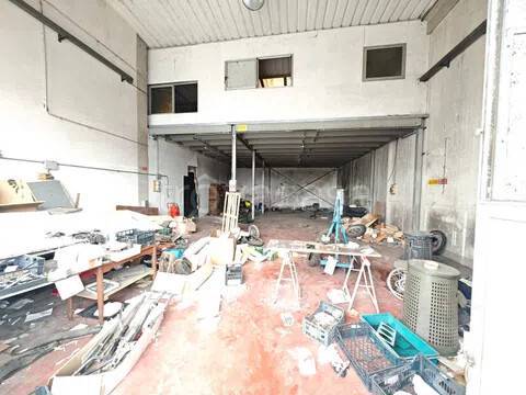 locale commerciale in vendita a Barberino Tavarnelle in zona Sambuca Val di Pesa