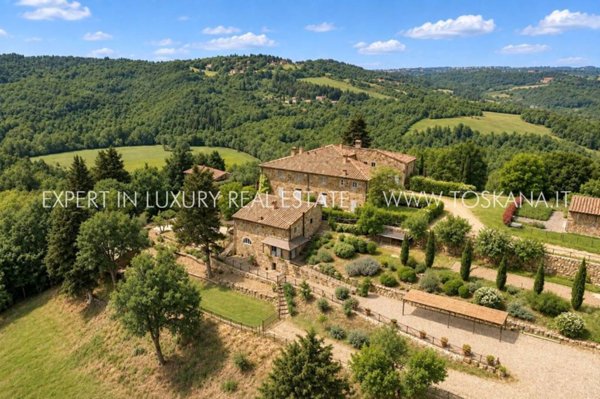 casa indipendente in vendita a Barberino Tavarnelle in zona Badia a Passignano