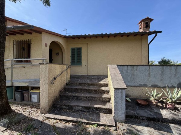 casa indipendente in vendita a Barberino Tavarnelle in zona Sambuca Val di Pesa