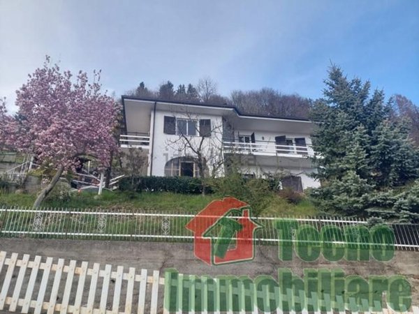 casa indipendente in vendita ad Armeno