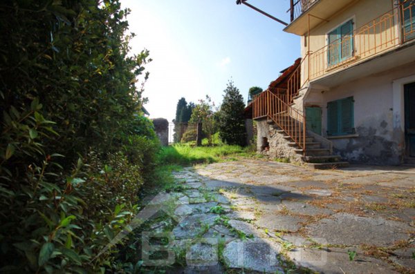 casa indipendente in vendita ad Armeno