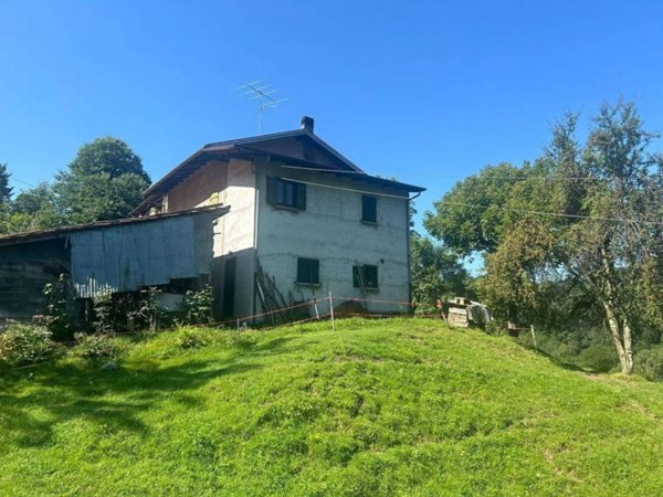 casa indipendente in vendita ad Armeno