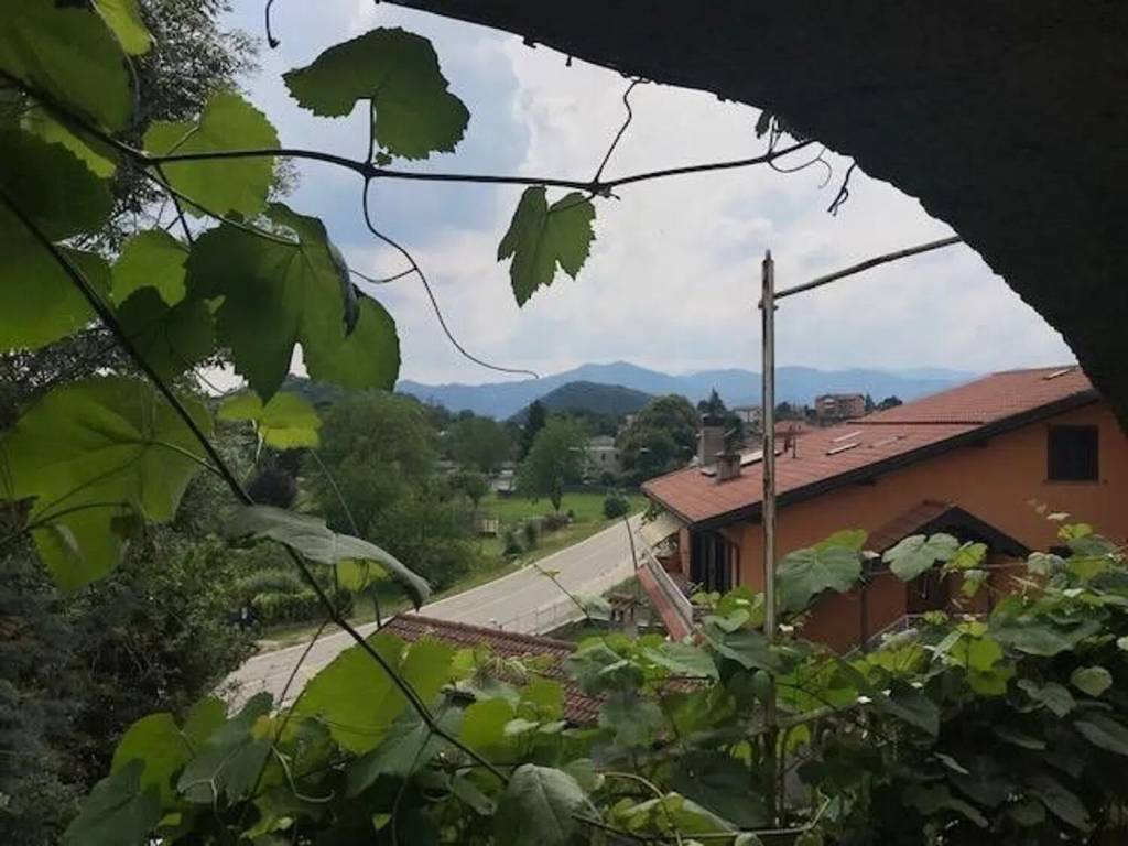 appartamento in vendita ad Armeno