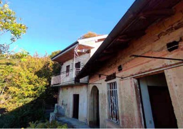 casa indipendente in vendita ad Armeno