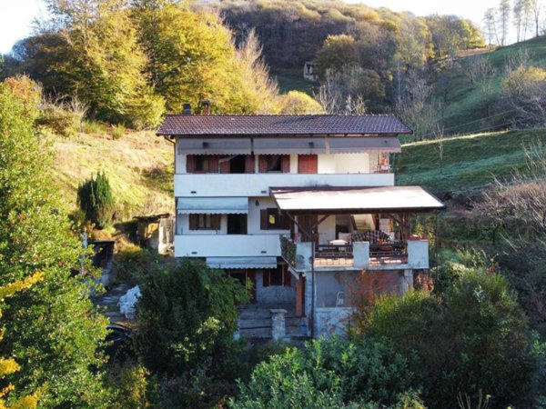 casa indipendente in vendita ad Armeno