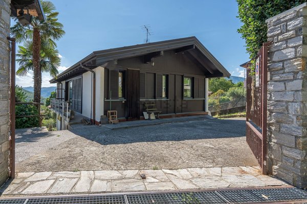 casa indipendente in vendita ad Armeno