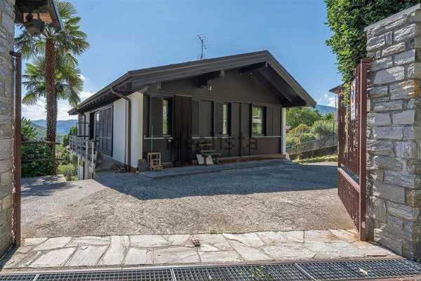 casa indipendente in vendita ad Armeno