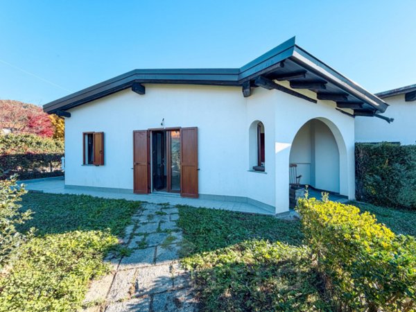 casa indipendente in vendita ad Armeno