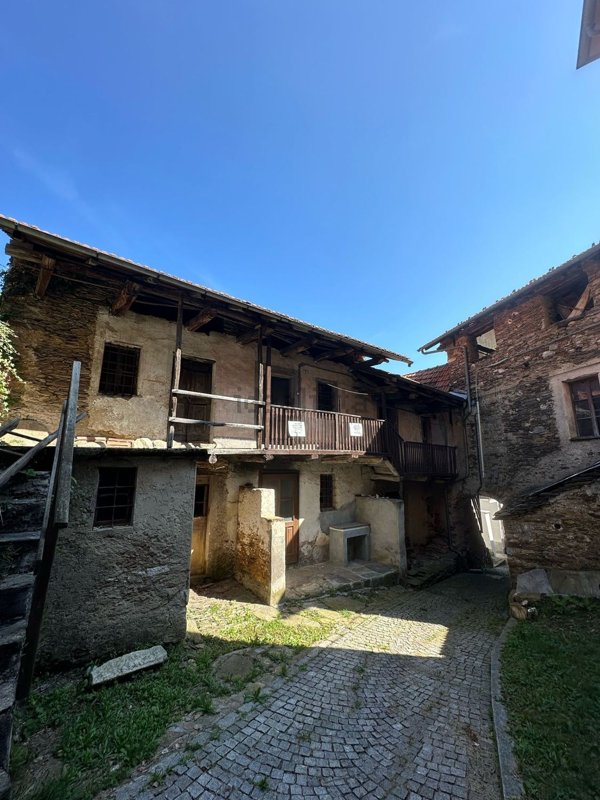 pentavano in vendita ad Armeno