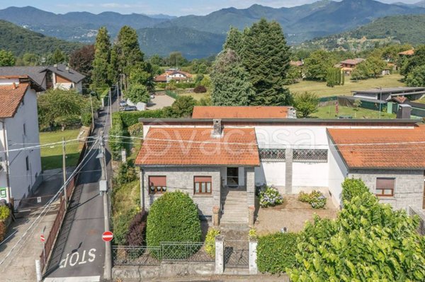 casa indipendente in vendita ad Armeno