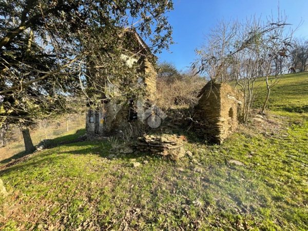 pentavano in vendita ad Armeno