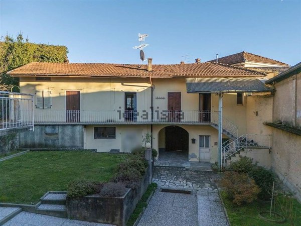 casa indipendente in vendita ad Armeno