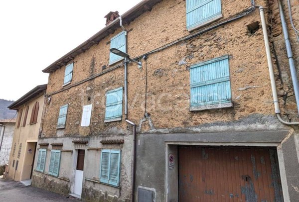 casa indipendente in vendita ad Armeno