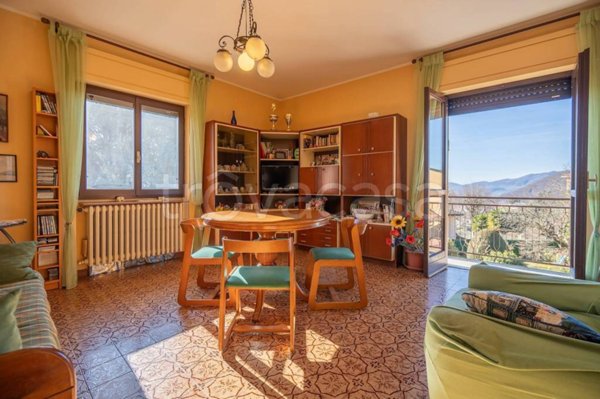 appartamento in vendita ad Armeno