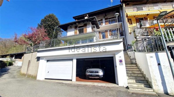 casa indipendente in vendita ad Armeno